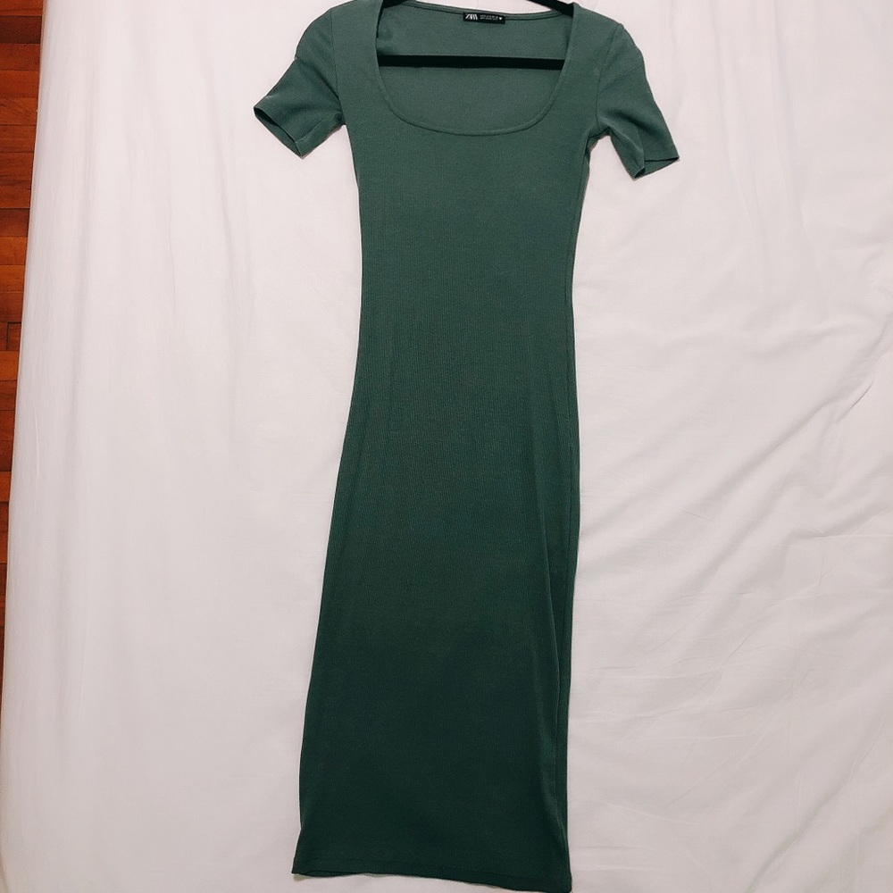 Green Zara tight dress 👗